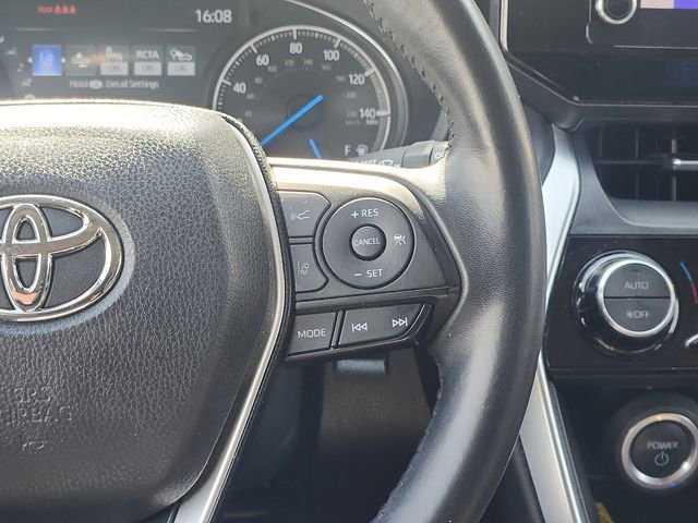 Used 2023 Toyota Venza LE AWD/4WD image 15