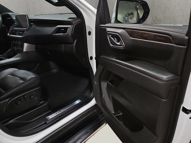 Used 2024 Chevrolet Tahoe LT AWD/4WD image 19
