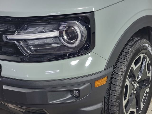 Certified 2023 Ford Bronco Sport Outer Banks AWD/4WD image 9
