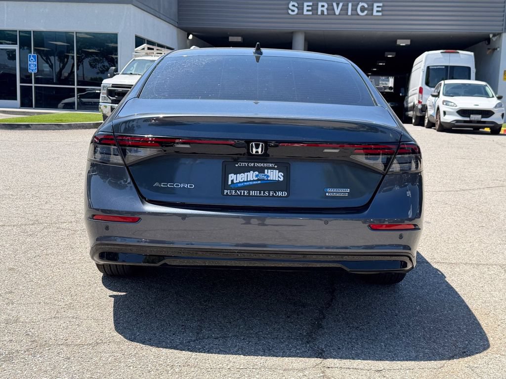 Used 2025 Honda Accord Touring image 5