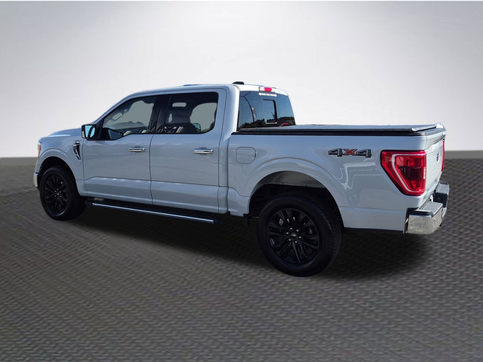 Certified 2022 Ford F150 XLT w/ Equipment Group 302A High image 5