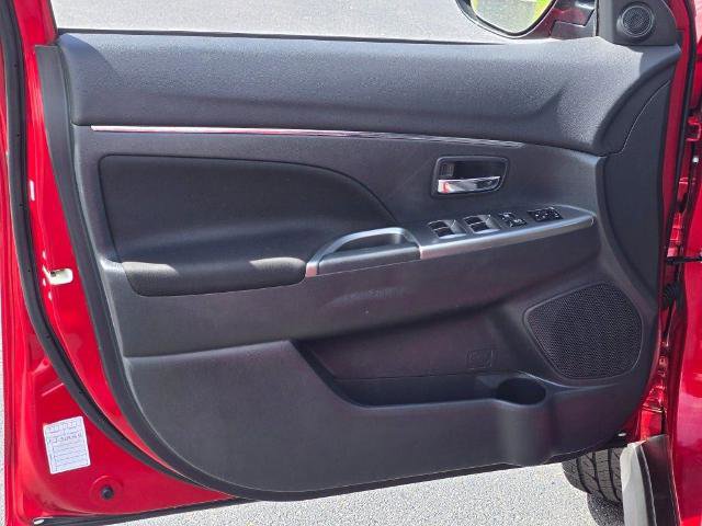 Used 2021 Mitsubishi Outlander Sport SE AWD/4WD image 18