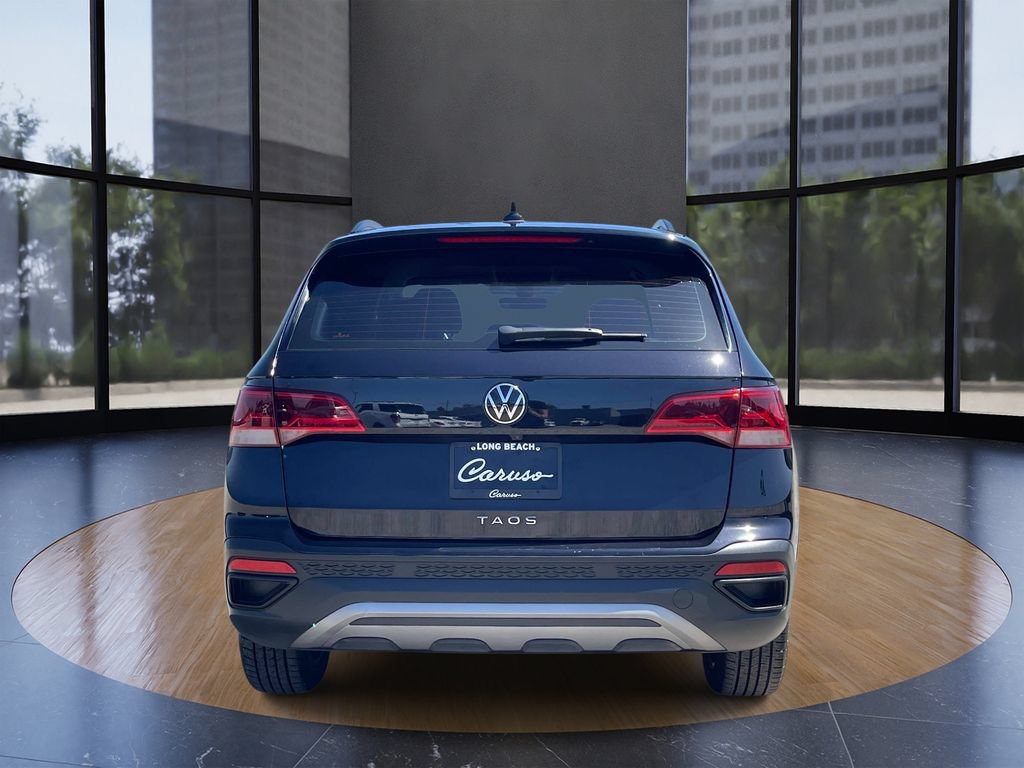 Used 2023 Volkswagen Taos S w/ IQ Drive S Package FWD image 4