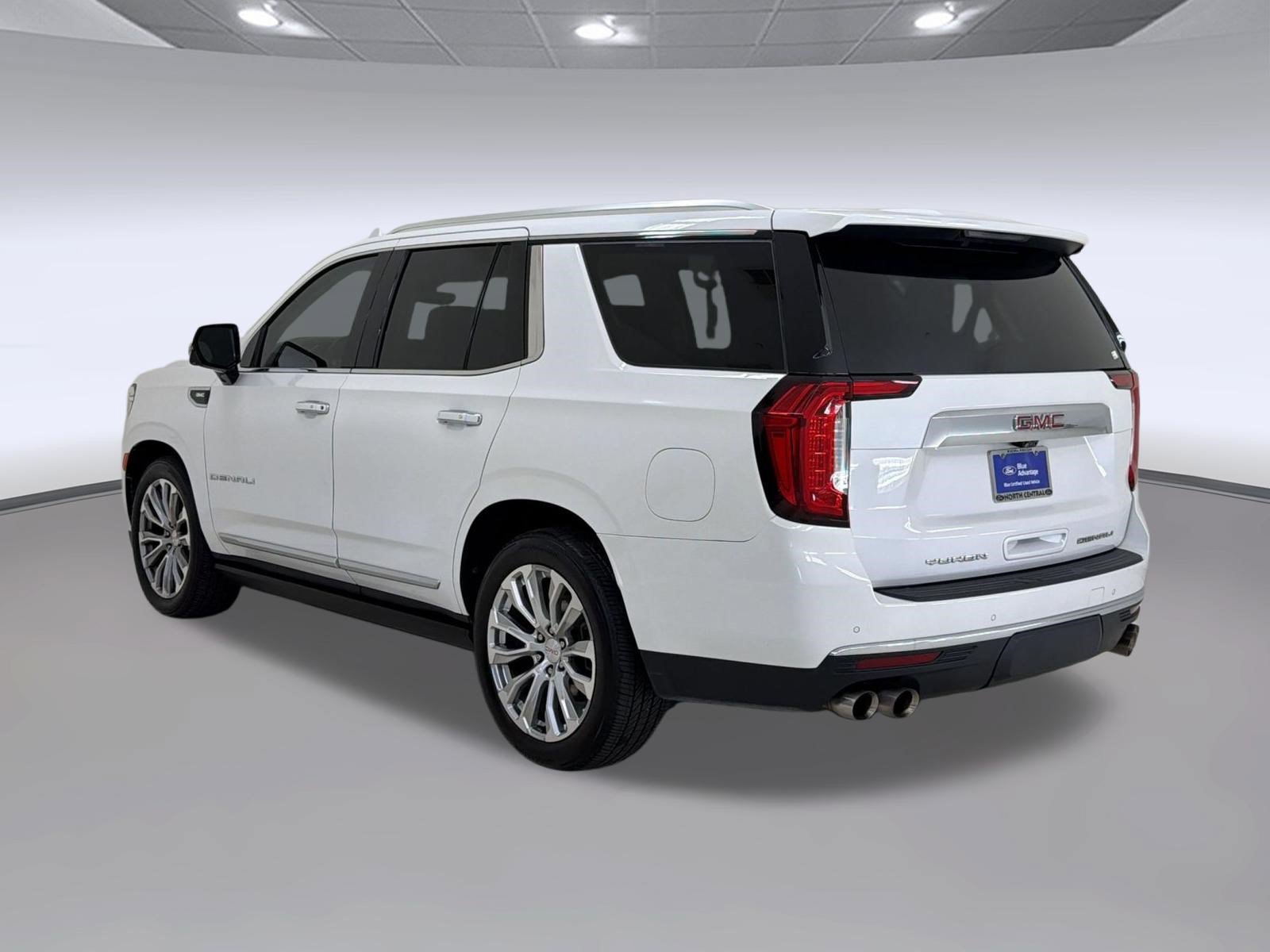 Used 2021 GMC Yukon Denali w/ Denali Ultimate Package RWD image 3