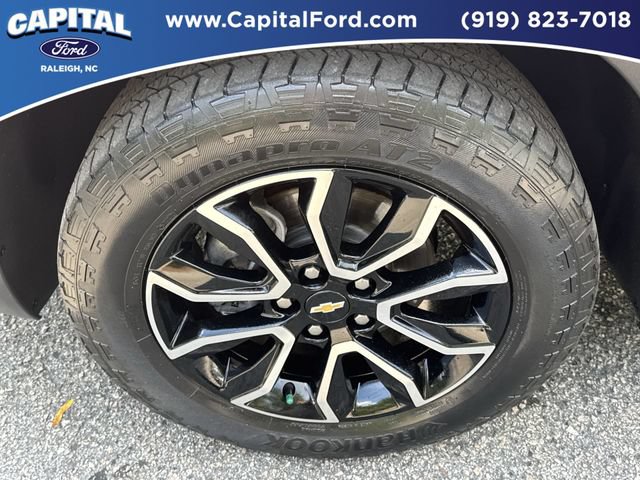 Used 2023 Chevrolet TrailBlazer ACTIV w/ Sun and Liftgate Package AWD/4WD image 13