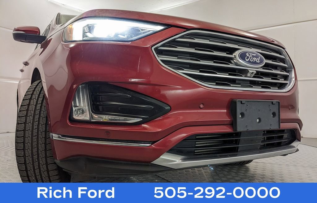 Certified 2019 Ford Edge Titanium w/ Equipment Group 301A AWD/4WD image 25