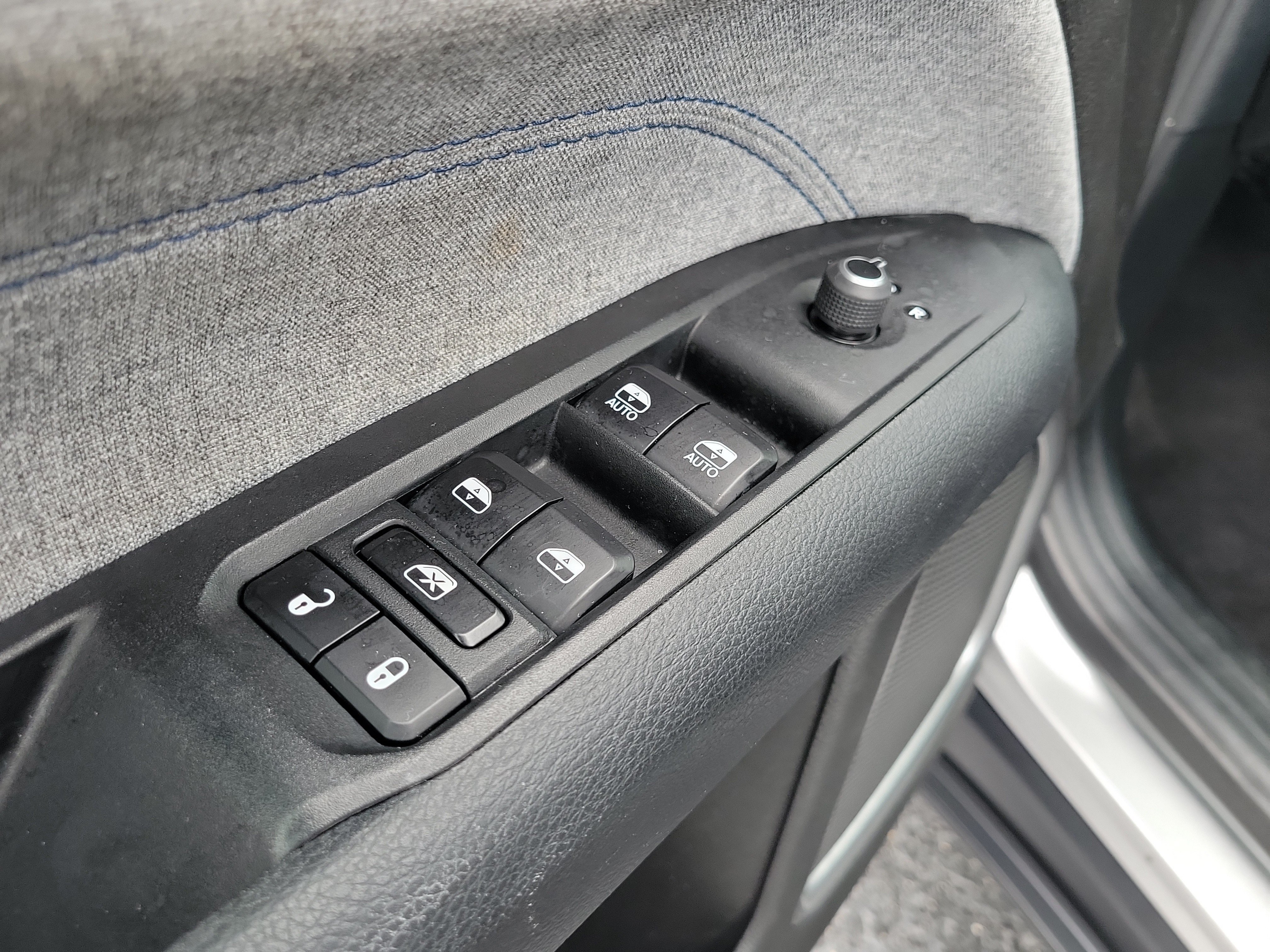 Used 2024 Jeep Compass Latitude AWD/4WD image 20