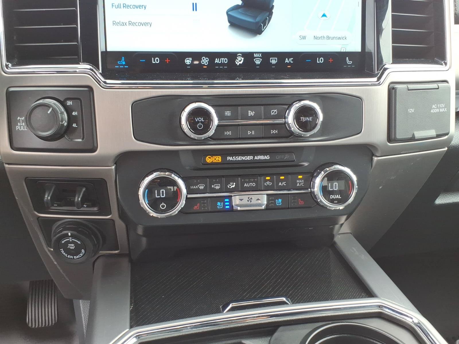 Certified 2022 Ford F350 Platinum w/ FX4 Off-Road Package AWD/4WD image 20