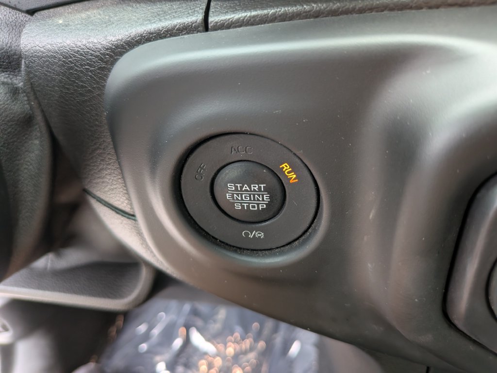 Used 2020 Jeep Gladiator Sport w/ Quick Order Package 24S AWD/4WD image 29