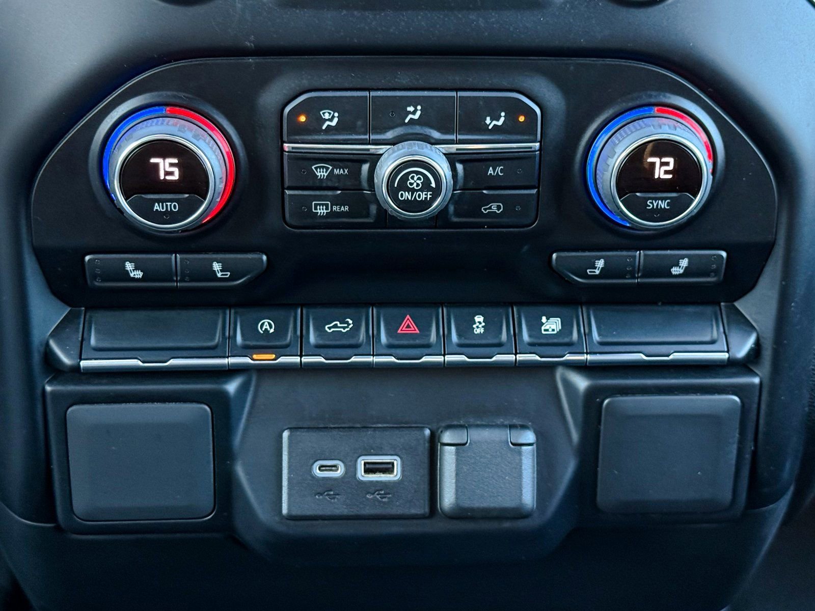 Used 2021 Chevrolet Silverado 1500 LT w/ Bed Protection Package image 25