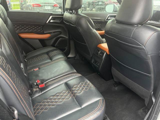 Used 2022 Mitsubishi Outlander SEL AWD/4WD image 15