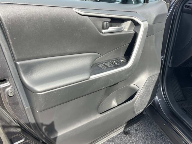 Used 2024 Toyota RAV4 XLE image 25