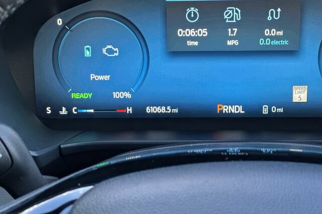 Certified 2023 Ford Escape SE w/ PHEV Premium Package FWD image 26