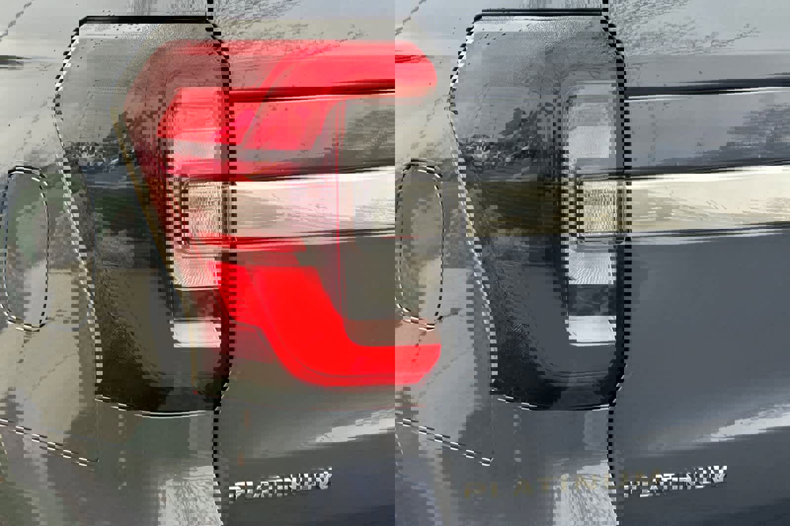 Certified 2023 Ford Expedition Platinum image 29