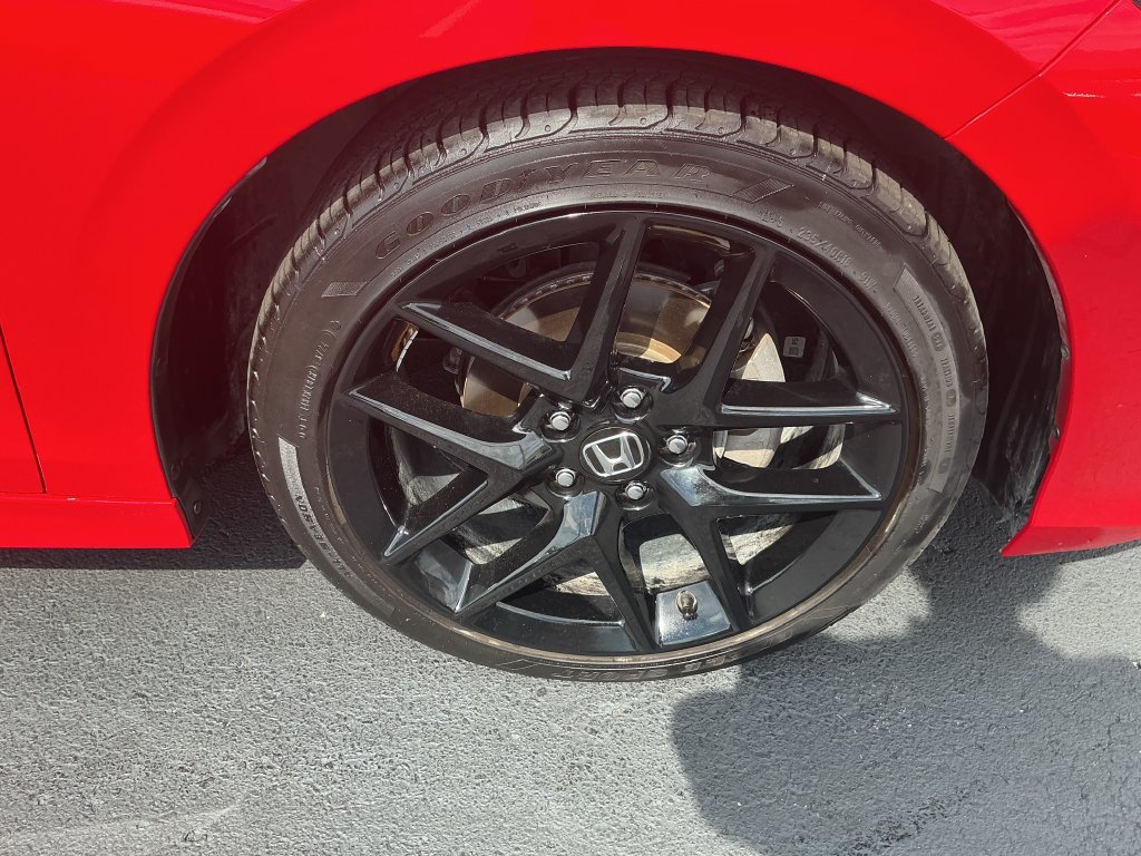 Used 2025 Honda Civic Sport image 14