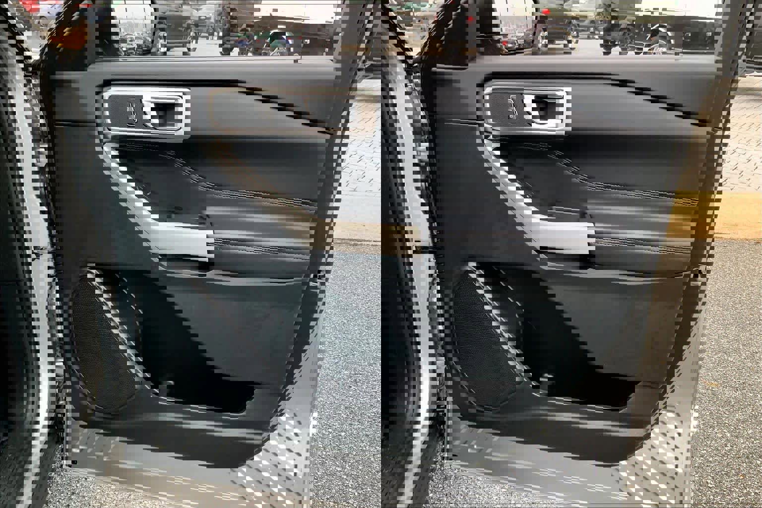 Certified 2023 Ford Explorer XLT w/ Equipment Group 202A image 20