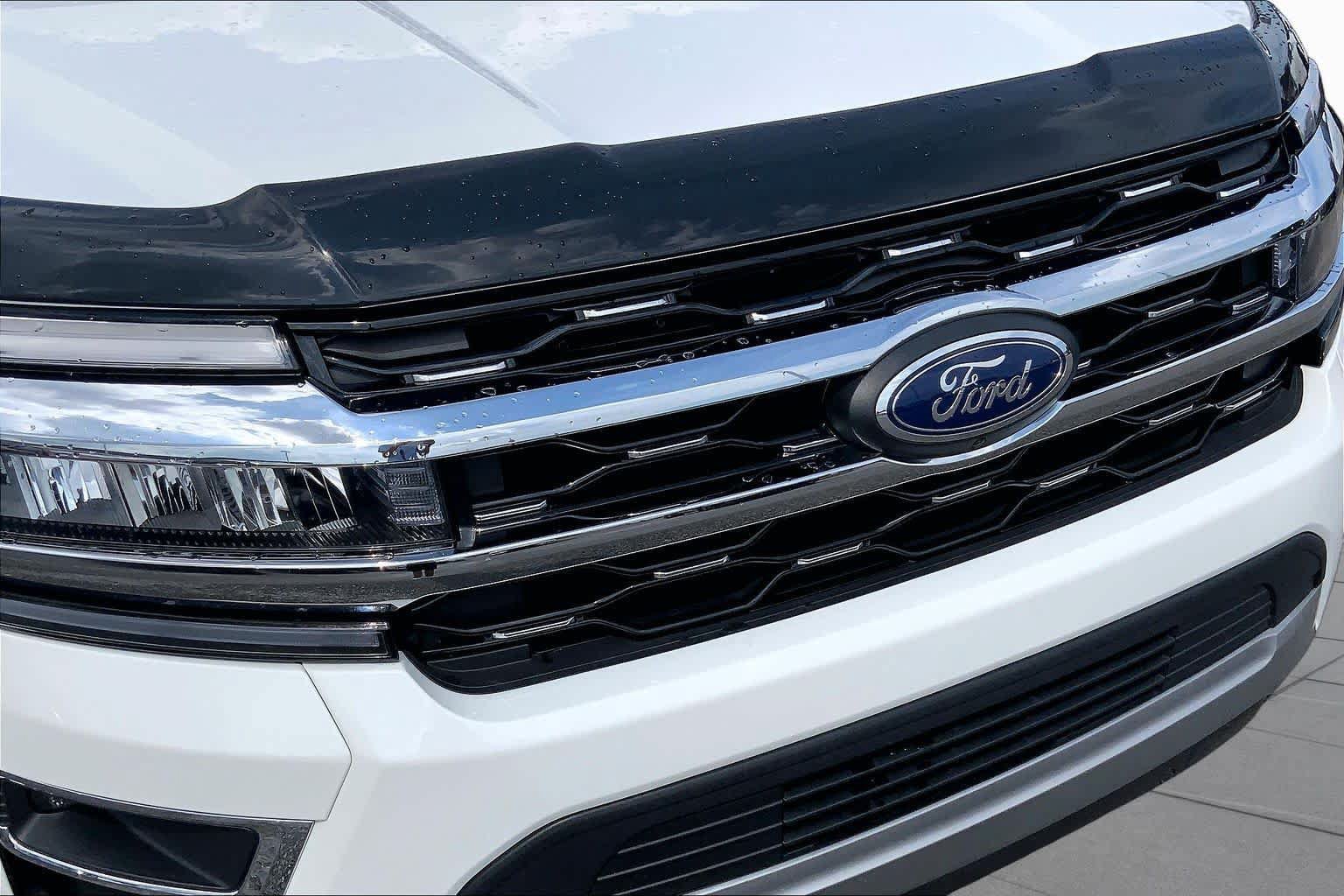 Certified 2024 Ford Expedition Limited RWD image 30