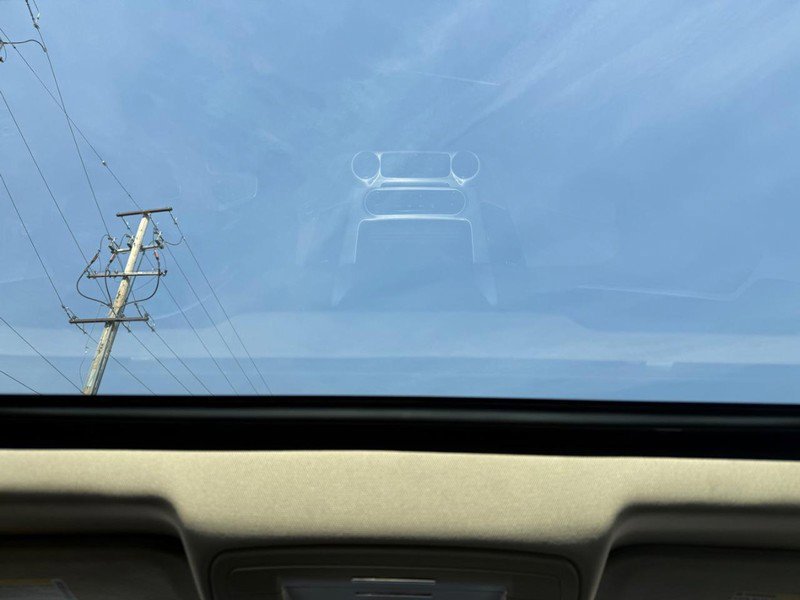 Used 2019 GMC Yukon SLT w/ Open Road Package image 18