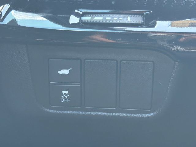 Used 2025 Honda CR-V Sport Touring image 31