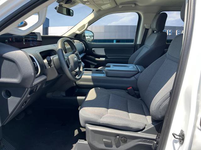 Certified 2025 Ford Expedition Active RWD image 10