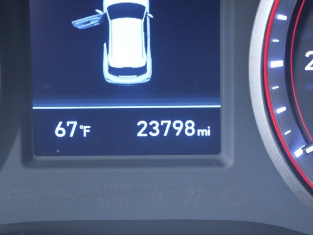 Used 2020 Hyundai Veloster 2.0 FWD image 28