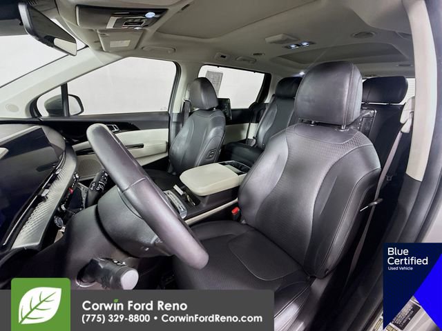Used 2024 Kia Carnival SX Prestige image 26