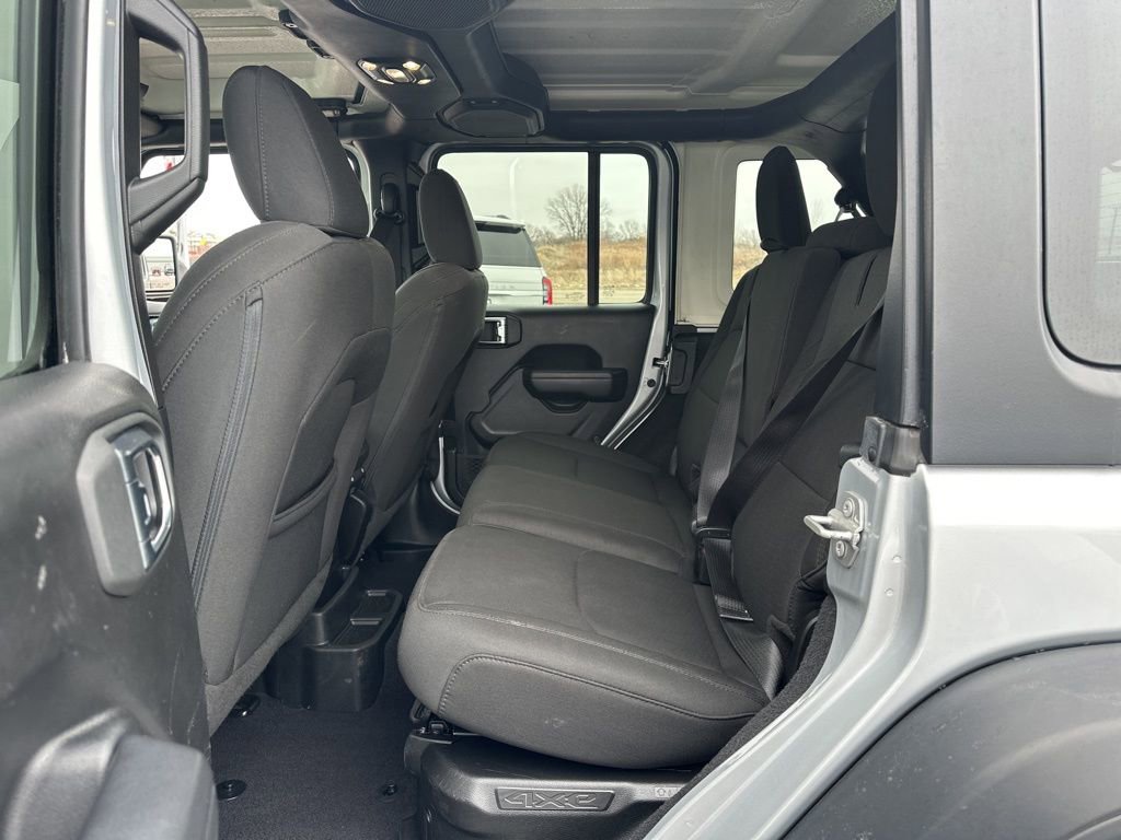 Used 2023 Jeep Wrangler Unlimited image 21