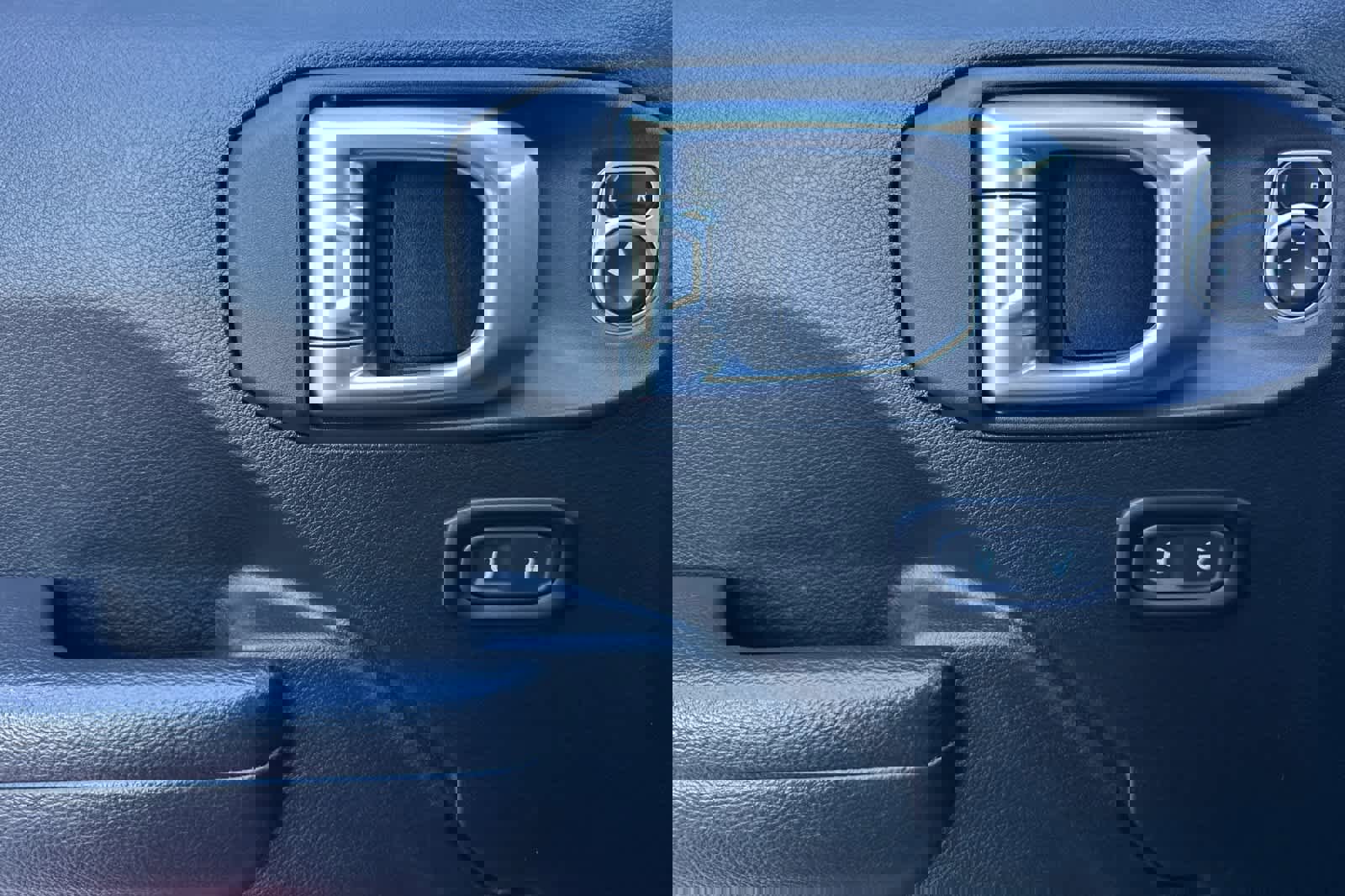 Used 2023 Jeep Gladiator Sport image 12