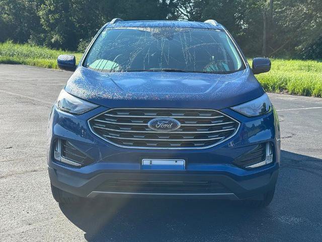 Certified 2022 Ford Edge SEL w/ Convenience Package AWD/4WD image 2