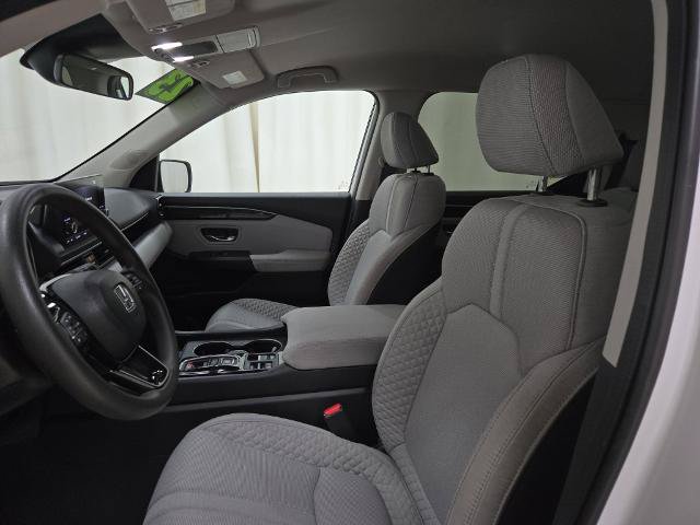 Used 2023 Honda Pilot LX image 6