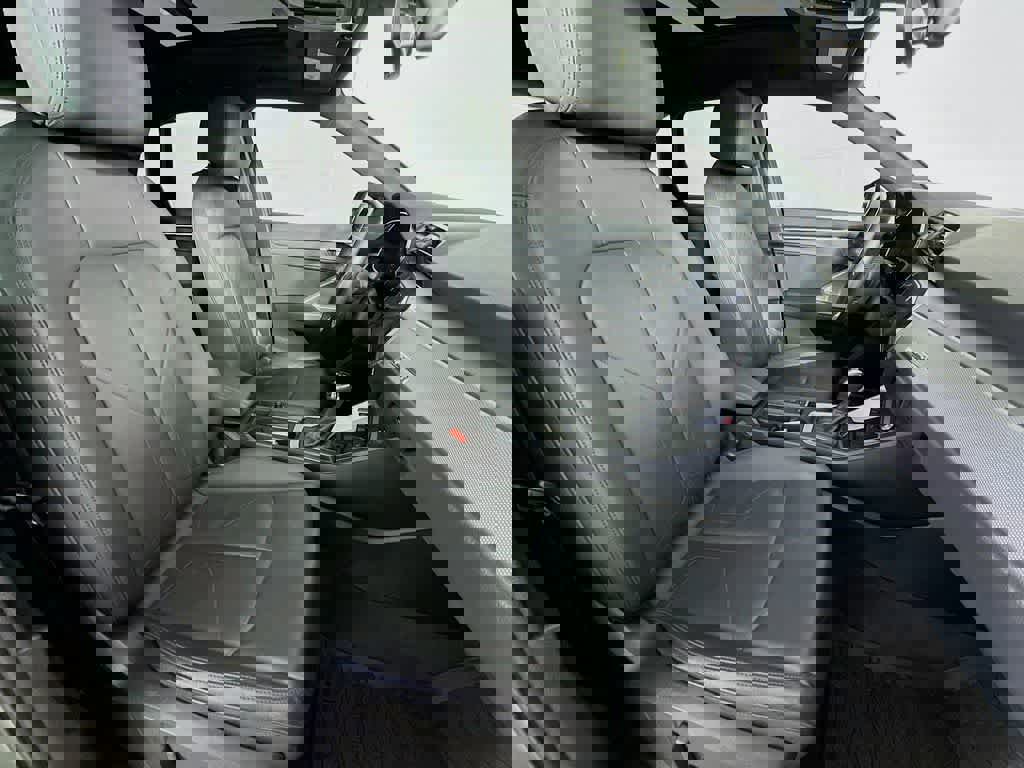 Used 2020 Audi Q3 2.0T Premium Plus w/ Premium Plus Package image 18