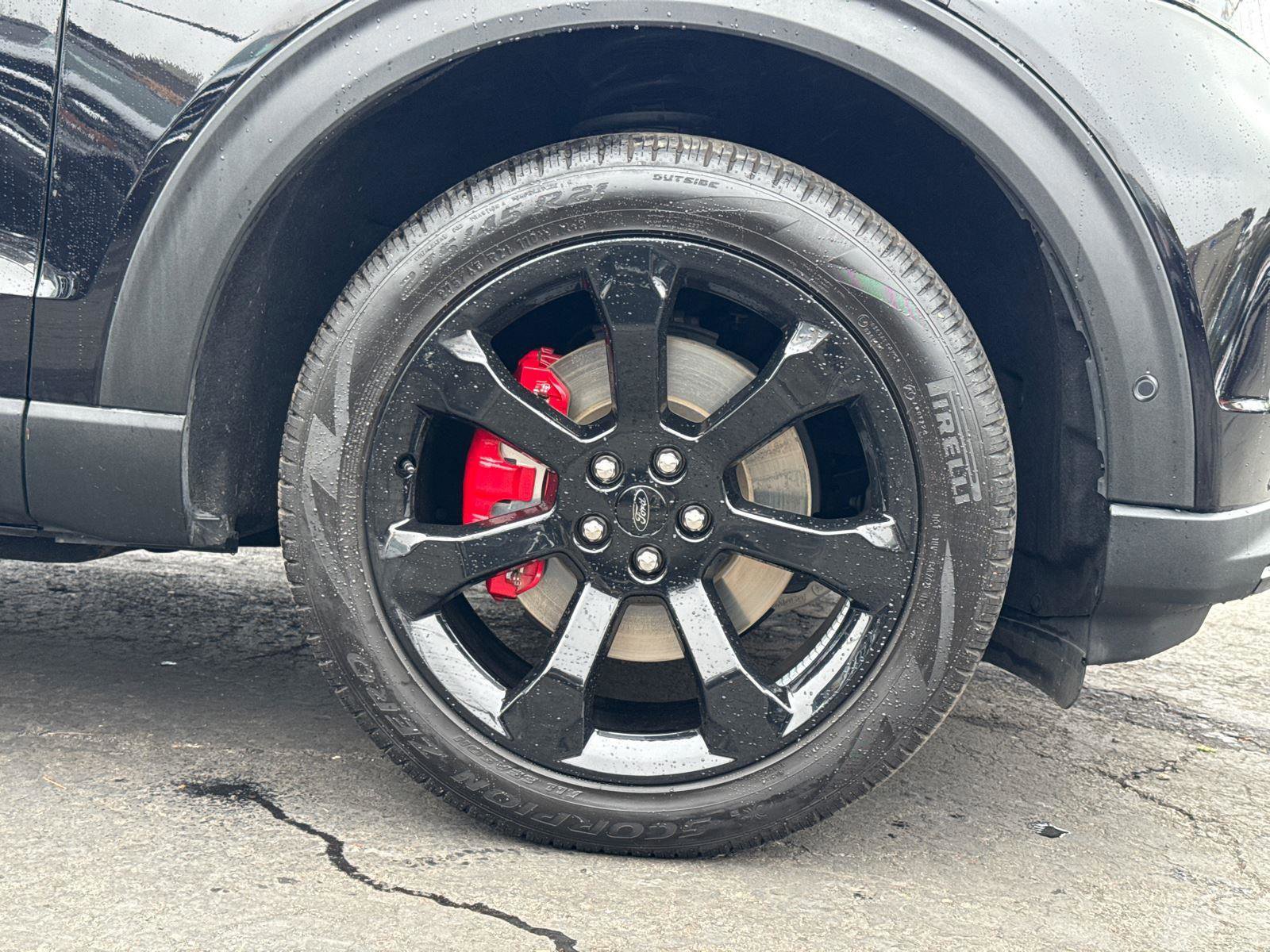 Certified 2022 Ford Explorer ST image 10