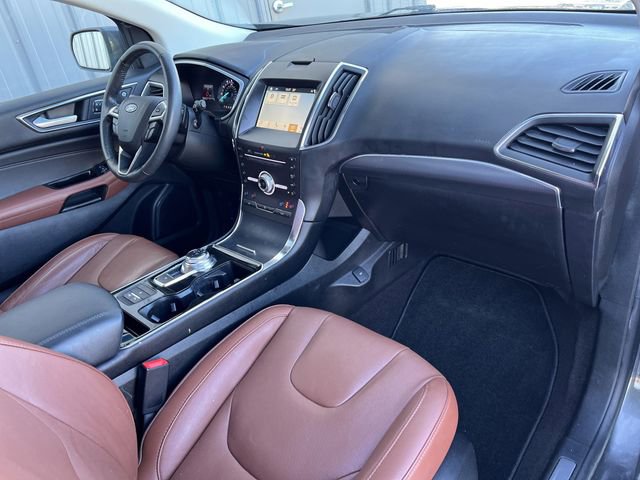 Certified 2019 Ford Edge Titanium w/ Equipment Group 301A image 40