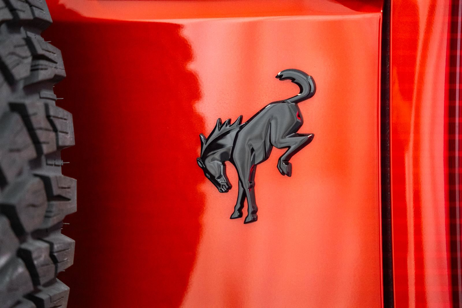 Certified 2024 Ford Bronco Badlands w/ Sasquatch Package image 21