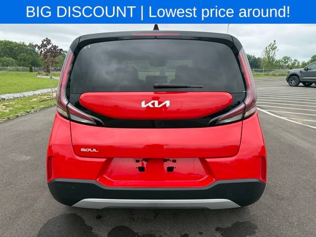 Used 2024 Kia Soul LX w/ Option Group 015 FWD image 9