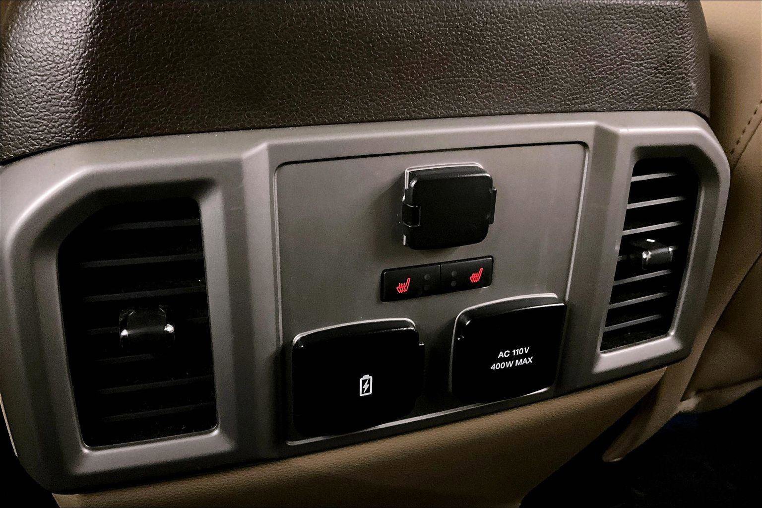 Certified 2019 Ford F150 Lariat w/ Equipment Group 502A Luxury image 32