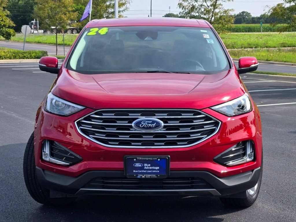 Certified 2024 Ford Edge Titanium AWD/4WD image 2