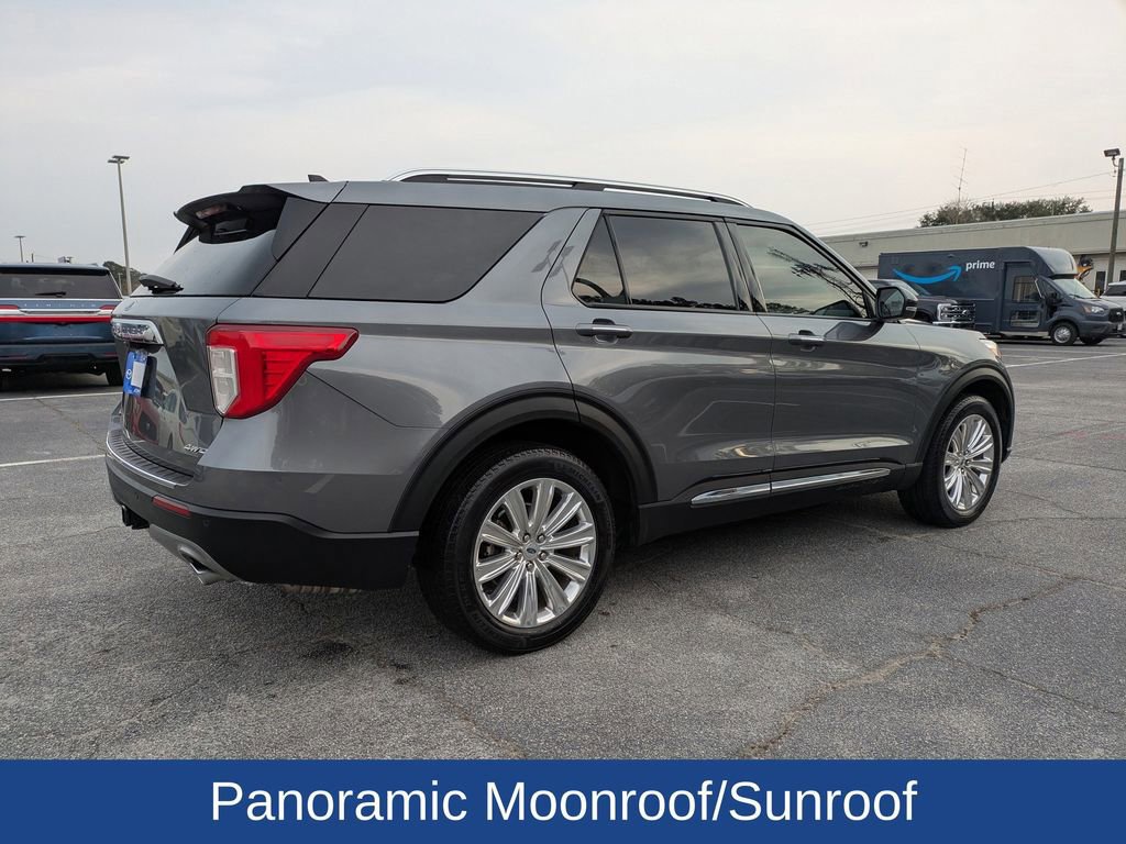Certified 2022 Ford Explorer Limited w/ Equipment Group 301A image 5