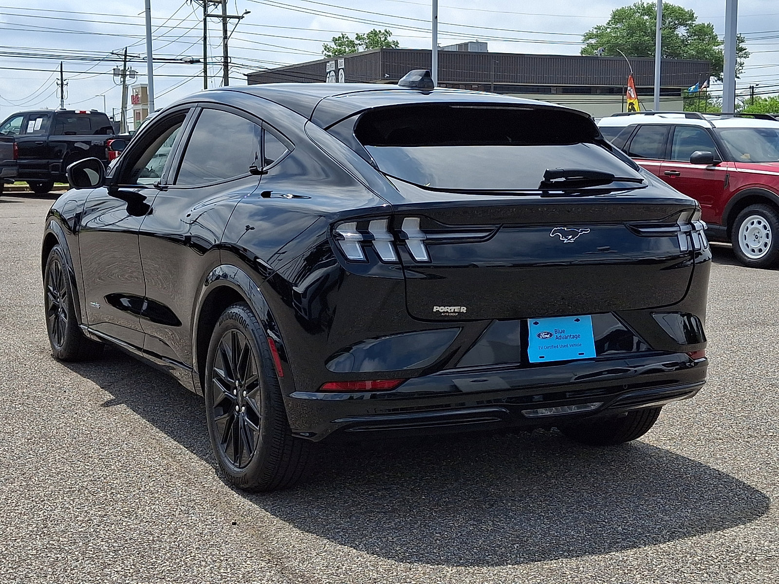 Certified 2025 Ford Mustang Mach-E Premium w/ Sport Appearance Package AWD/4WD image 8