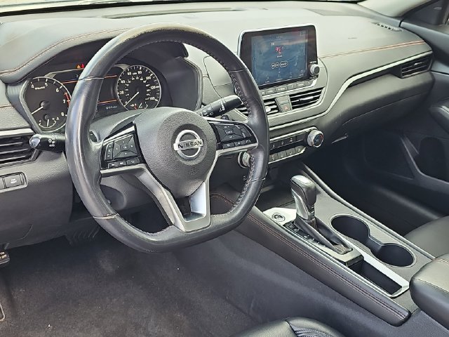 Used 2021 Nissan Altima 2.5 SR FWD image 16