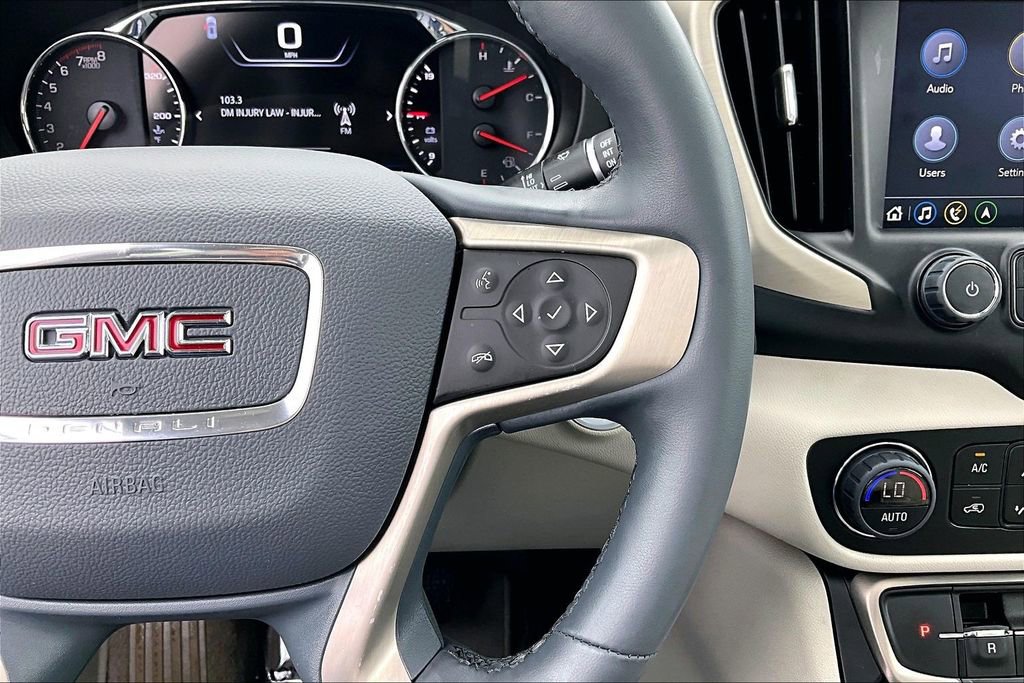 Used 2023 GMC Terrain Denali w/ Denali Premium Package AWD/4WD image 19