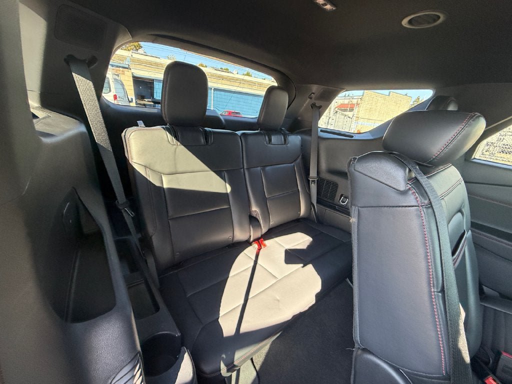 Certified 2025 Ford Explorer ST-Line w/ ST-Line Street Pack AWD/4WD image 34