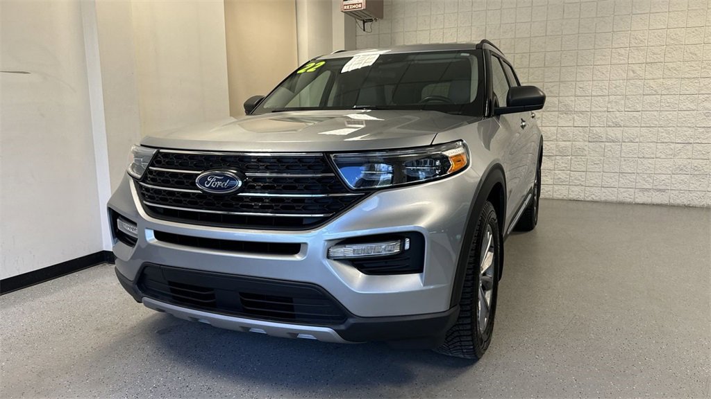 Certified 2022 Ford Explorer XLT image 32