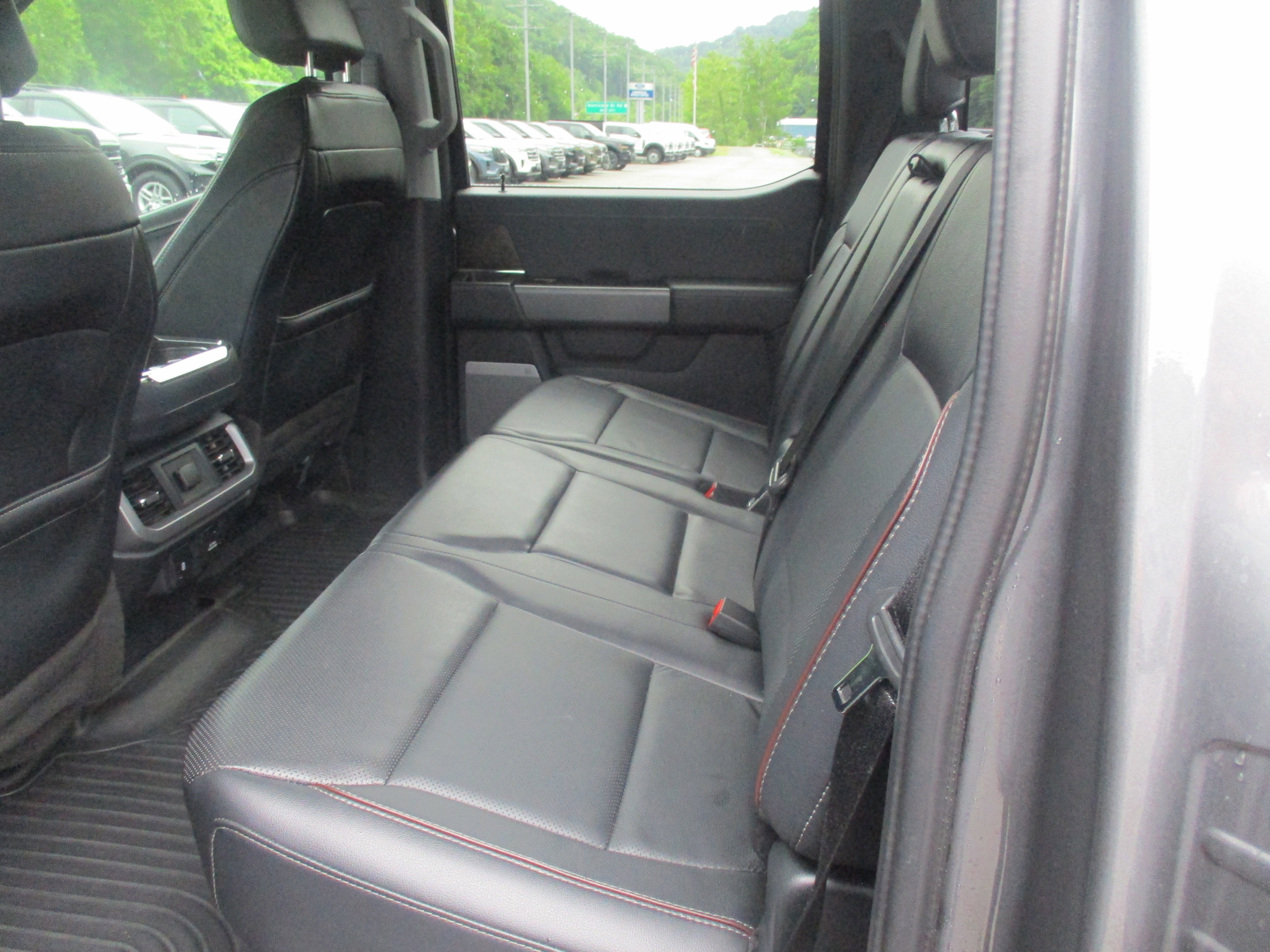 Certified 2023 Ford F150 Lariat w/ Trailer Tow Package AWD/4WD image 13