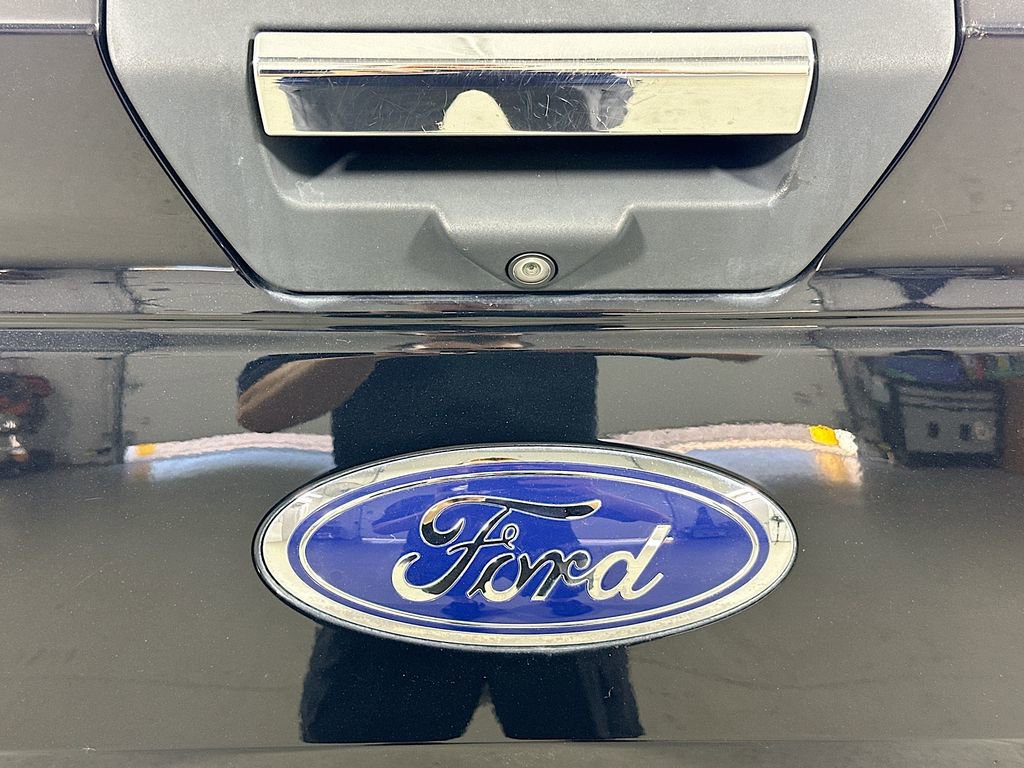 Certified 2019 Ford F150 XLT w/ Equipment Group 302A Luxury AWD/4WD image 11