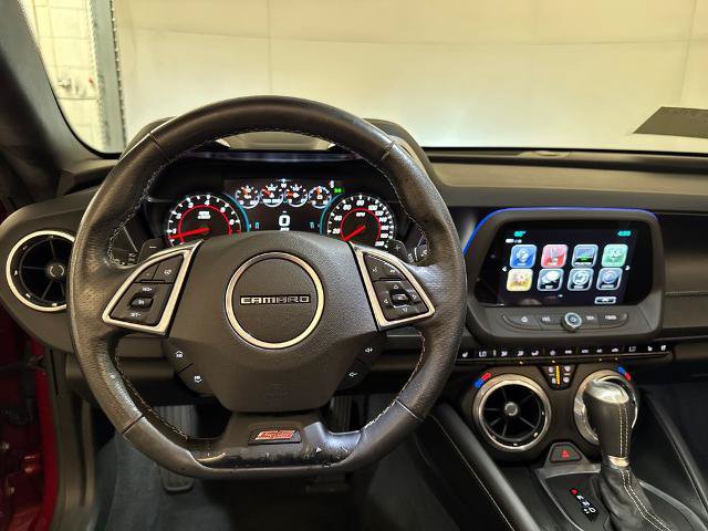 Used 2018 Chevrolet Camaro SS RWD image 8