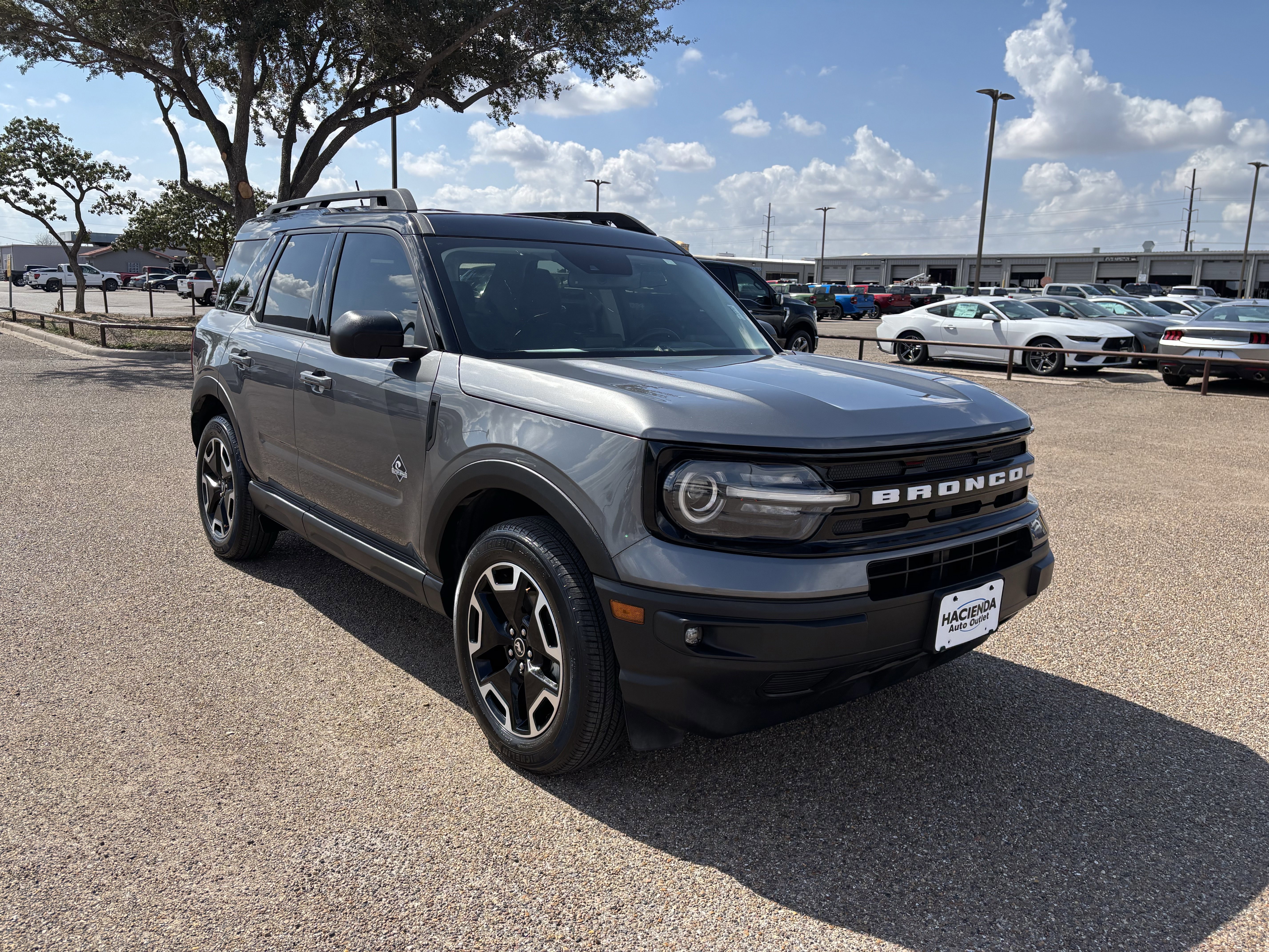 Certified 2023 Ford Bronco Sport Outer Banks w/ Tech Package image 6