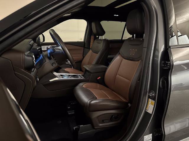 Certified 2023 Ford Explorer King Ranch w/ Technology Package AWD/4WD image 18