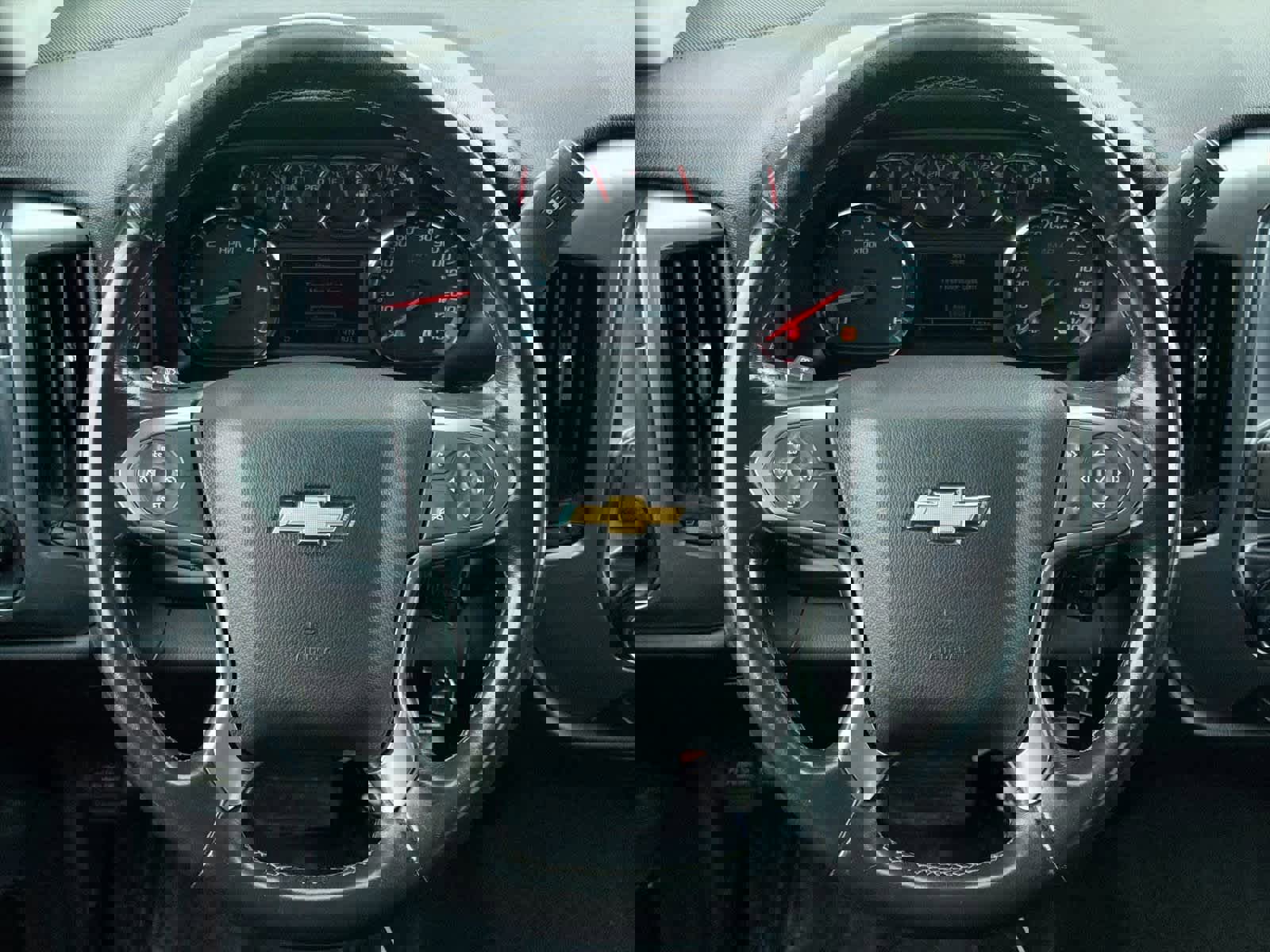 Used 2018 Chevrolet Silverado 1500 LT image 23