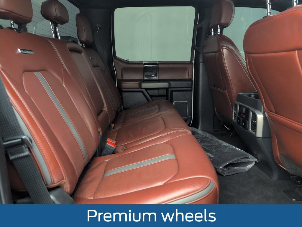 Certified 2022 Ford F450 Platinum w/ FX4 Off-Road Package image 17